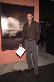 Jeff Goldblum at an exhibition of photographer Gordon Clark's work, Nardulli Gallery, Hollywood, 12-02-00