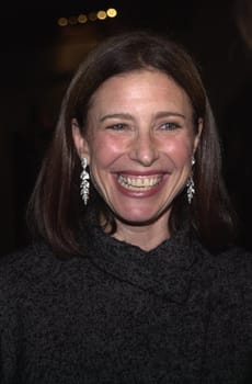Mimi Rogers at the L.A. Free Clinic's 24th Annual Dinner, held in Beverly Hills, 12-04-00