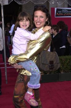 Mimi Rogers and daughter Lucy at the premiere of Disney's "The Emperors New Groove" in Hollywood, 12-10-00