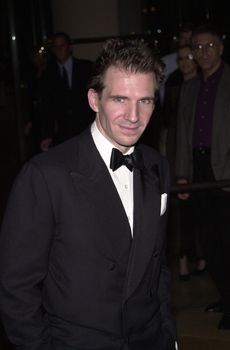 Ralph Fiennes at the 10th Annual Fire and Ice Ball to benefit the Revlon/UCLA Women's Cancer Research program. Beverly Hills, 12-22-00