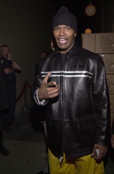 Jamie Fox at the "Geneva Vs. The Grinch" holiday celebration, by Geneva Films, Reign Nightclub, 12-18-00