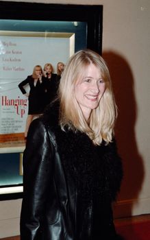 Laura Dern at the premiere of Columbia Tristar's "Hanging Up" in Westwood, 02-16-00