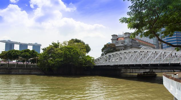 Singapore River and Anderson Bridge. Downtown Area, Afternoon in City.