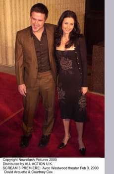 David Arquette and Courtney Cox at the premiere of Dimension Film's "Scream 3" in Westwood, 02-02-00