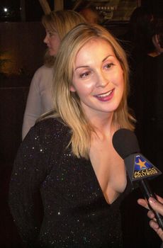 Kelly Rutherford at the premiere of Dimension Film's "Scream 3" in Westwood, 02-02-00