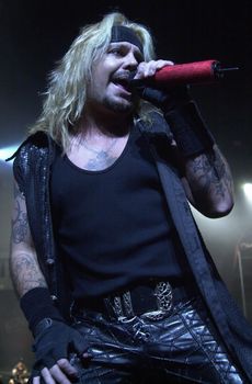 Vince Neil in concert at the Universal Ampitheater. 07-01-00