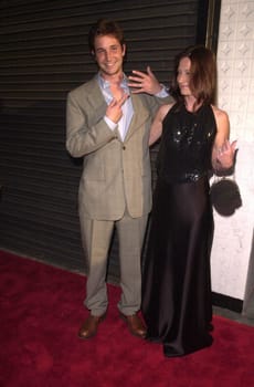 Noah Wyle and Tracy Warbin at the 6th Annual Angel Awards from project Angel Food held in Hollywood. 07-15-00