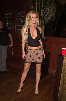 Neriah Davis at Nuove Prospective: a celebrity fashion show in Hollywood. 07-27-00