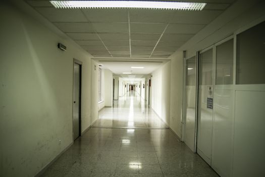 white hospital corridor, clean and hygienic space