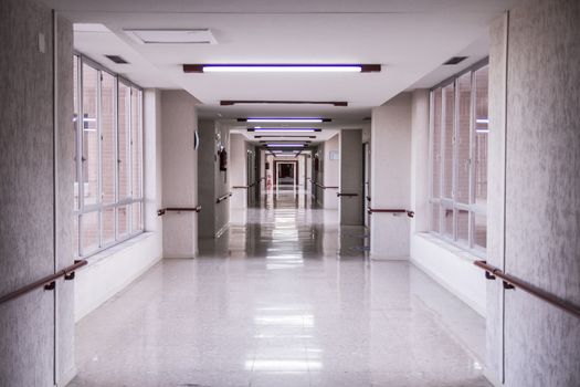 white hospital corridor, clean and hygienic space