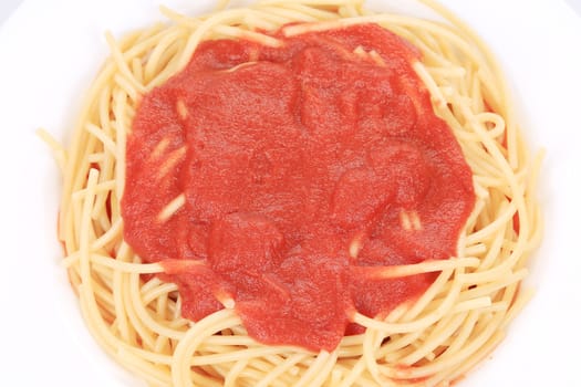 close up of spaghetti with tomato sauce. isolated on a white background