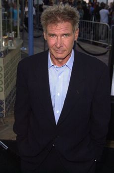 Harrison Ford at the premiere of "What Lies Beneath" in Westwood. 07-18-00