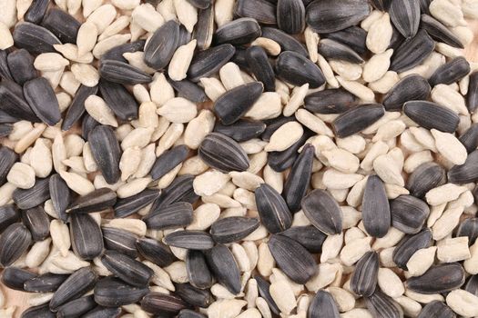 Sunflower black and peeled seeds mix.