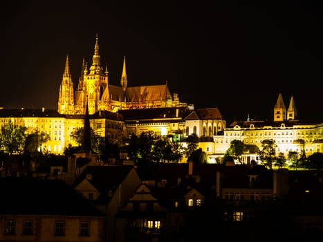 Hradcany castle and St. Vitus Cathedral at night (Prague, Czech Republic)