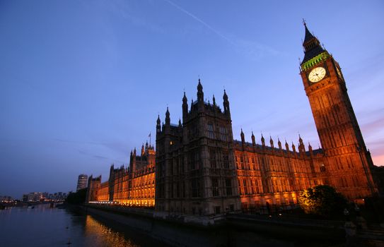 Big Ben and the Houses of Parliment at sunset