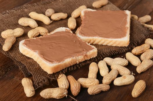 Sandwiches with peanut butter