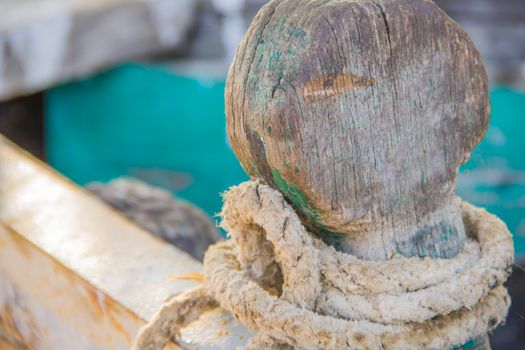 rope knot in wood background