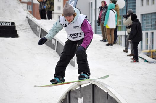 Competitions of snowboarders in the city of Tyumen