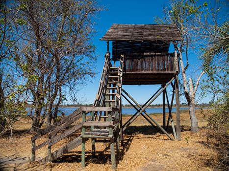 Watch tower near Dombo Hippo Pools (Mopane Tongue, Moremi Game Reserve, Botswana)