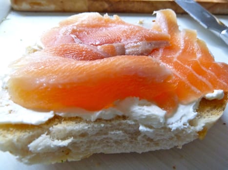 Delicate smoked salmon and cream cheese on white bread