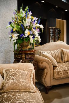 beautiful bouquet in the vase in a modern apartment