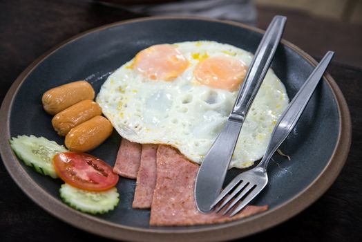 Breakfast - Sausage, eggs, ham