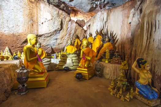 The Buddha status in cave