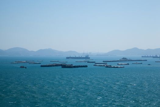 General cargo ship The stuff is still at sea.