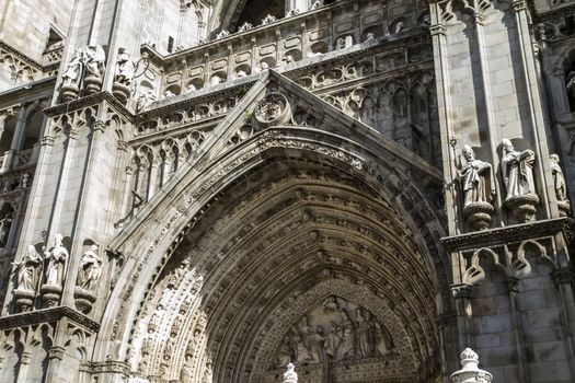 Toledo Cathedral facade, spanish church