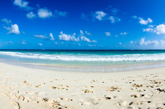 sea and blue sky