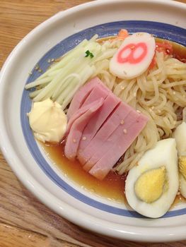 the cold remen with ham and egg in lemon sauce