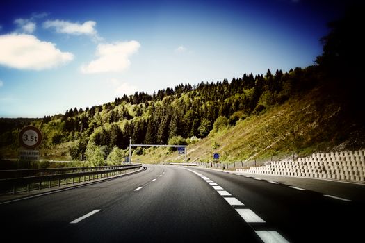 Picture of a empty highway.