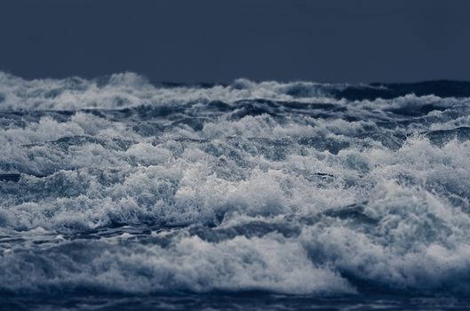 Stormy waves on the surface of the ocean