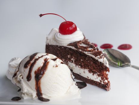 Chocolate cake with ice cream 