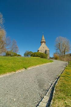 A picture of a church in fana