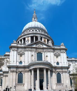 Christopher Wrens St Pauls Cathedral in London