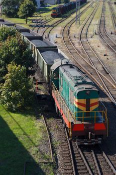 train transporting coal to the port