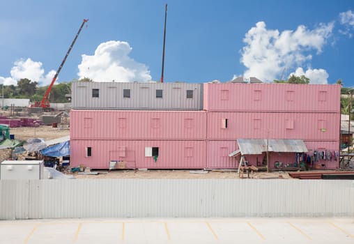 Pink containner use for Labor home
