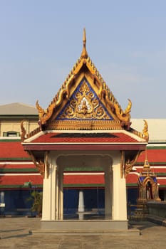 Pavilion for relaxing in the Wat Phra Kaew.