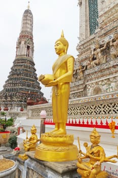 Buddha statue at Wat Arun Wararam in thailand.