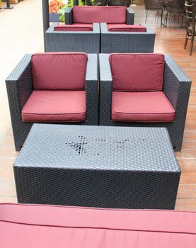 A set of modern chic table and chairs. 