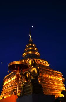 Phra That Sri Jom Thong  Before Sunrise, Series 1_8, Golden Pagoda on Spot Light under Moon, Chiang Mai province, Thailand