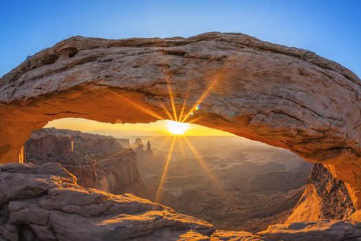 Famous sunrise at Mesa Arch in Canyonlands National Park near Moab, Utah, USA 