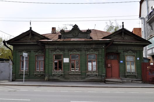 The rare example of an one-storeyed house of "palace type", is of architectural and art value as unique object in the architectural and planning and decorative relations (the house belonged to the Tyumen petty bourgeois, public City Council to S. S. Brovtsin).