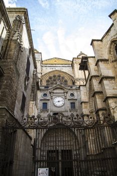 side entrance of the Cathedral of Toledo, arc with religious reliefs