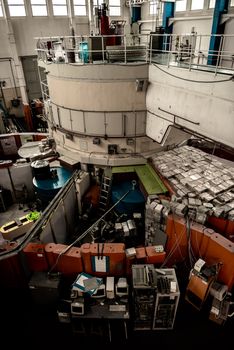 Nuclear reactor in a science institute indoors