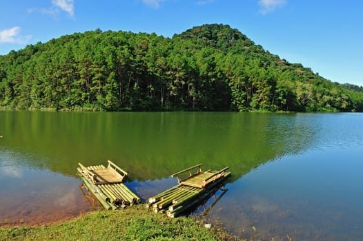 Bamboo raft on Pang Ung reservoir lake, Mae Hong son, Thaialand.