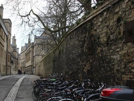 Narrow cobble stone street in Oxford.