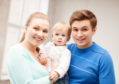 picture of happy family with adorable baby