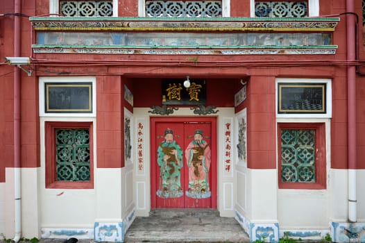 The Khoo Kongsi is a large Chinese clanhouse with elaborate and highly ornamented architecture, a mark of the dominant presence of the Chinese in Penang